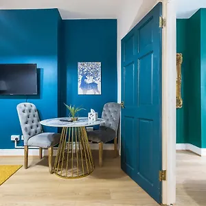  Apartment Royal