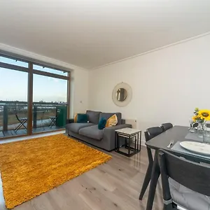  Apartment Pass The Keys Riverside Amazing Flat In Close To The O2
